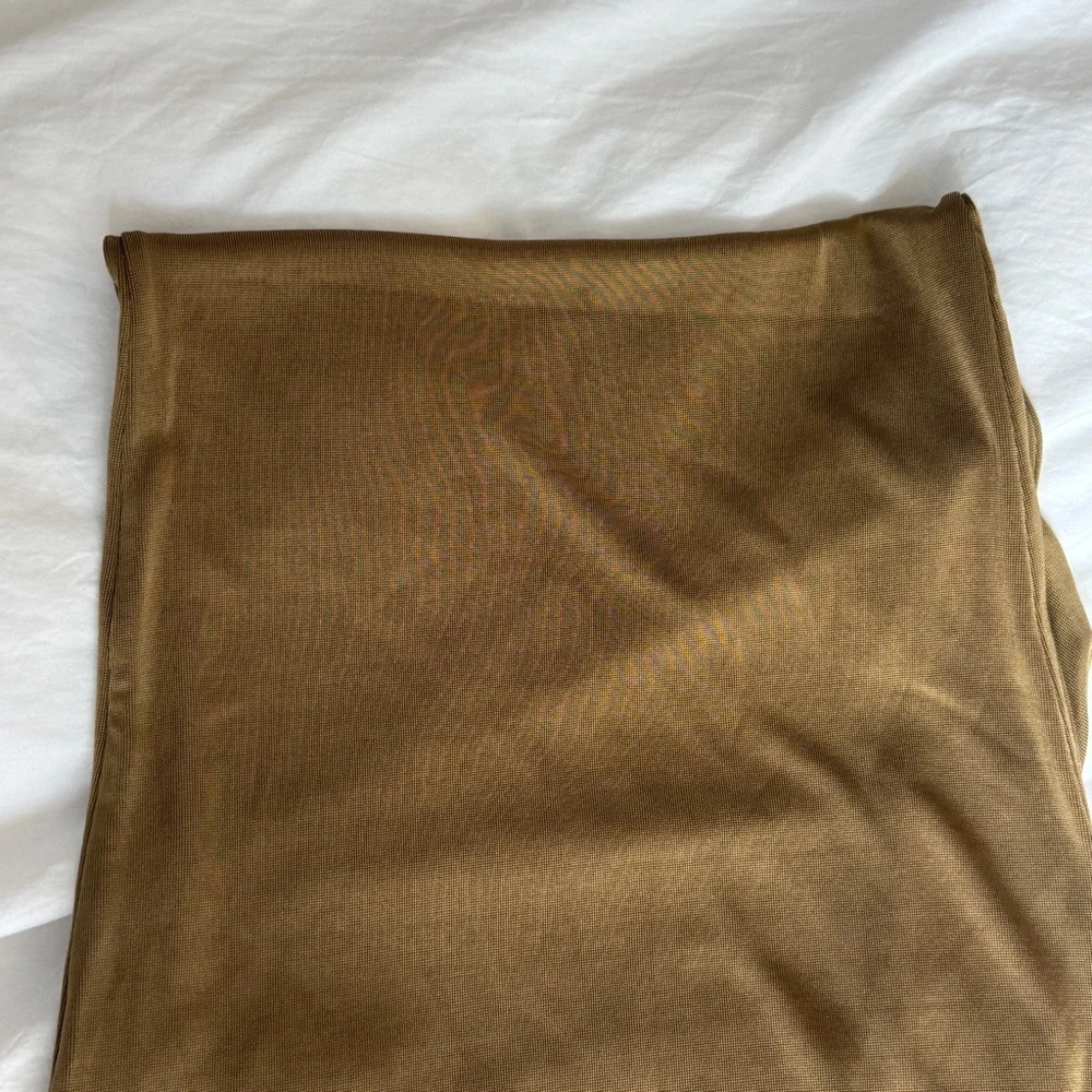 Asta resort chloe dress in gold size Medium! Seen on alix Earle - Picture 9 of 12